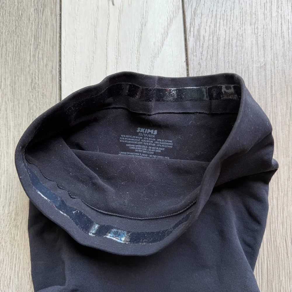 SKIMS HIGH-WAISTED BRIEF - Picture 5 of 5